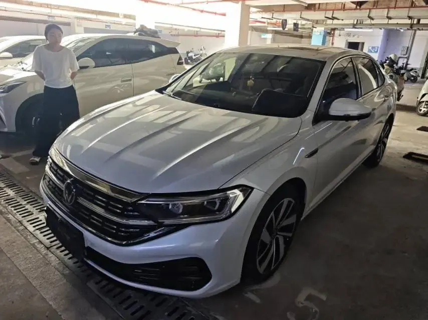 Open image lightbox: Volkswagen 2025 Sagittarius 1.5TSI 300TSI Excellent Edition Automatic Gear