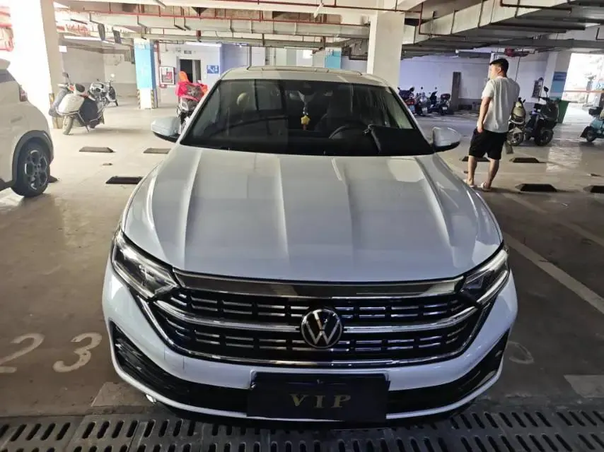 Volkswagen 2025 Sagittarius 1.5TSI 300TSI Excellent Edition Automatic Gear 2