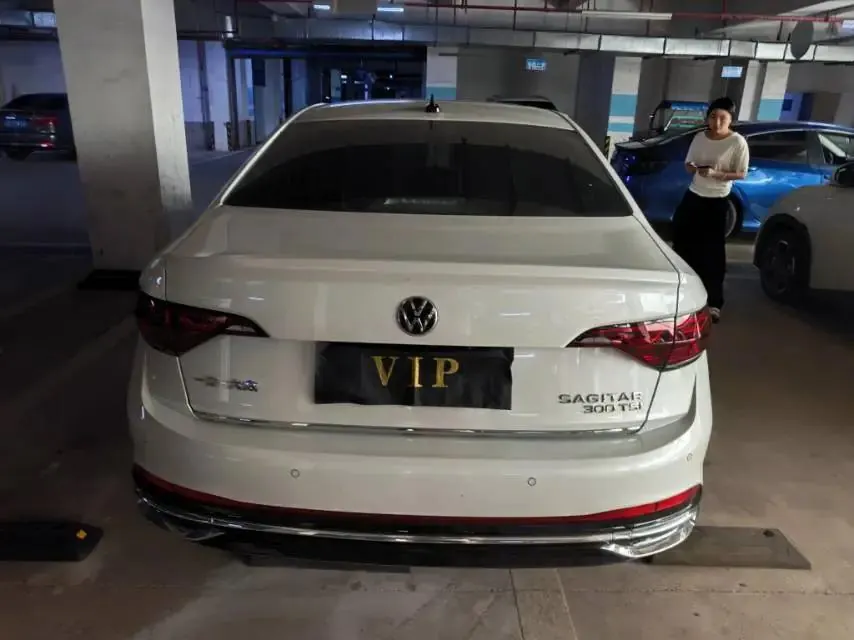 Volkswagen 2025 Sagittarius 1.5TSI 300TSI Excellent Edition Automatic Gear 4