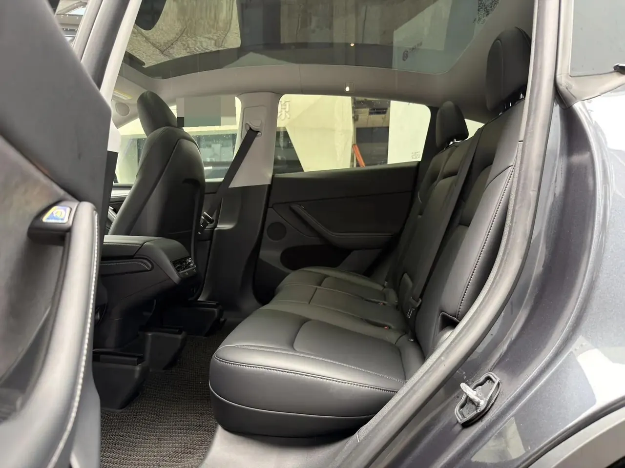 Model Y 2024 rear-wheel drive version 7