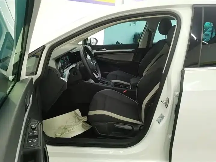 Golf 2021 280TSI DSG Pro 9