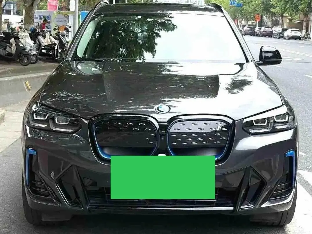 BMW iX3 2022 Genesis Collar 2