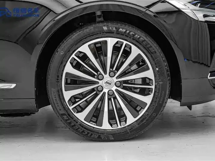 Volvo S90 2024 B5 Intelligent Luxury Edition 11