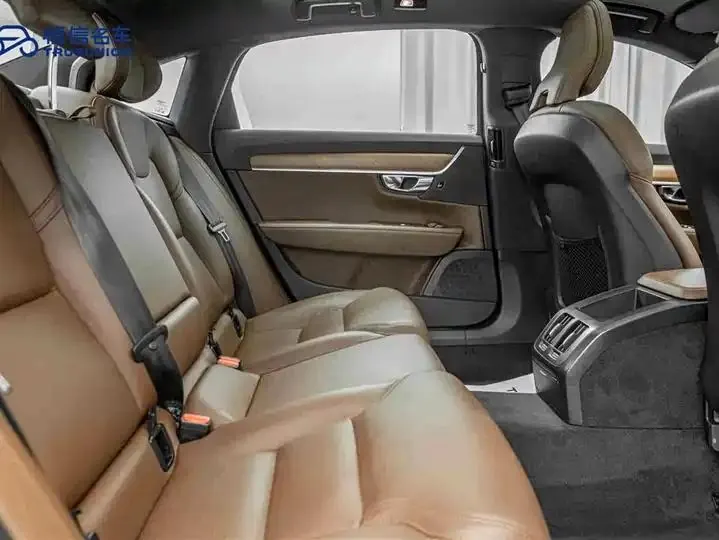 Volvo S90 2024 B5 Intelligent Luxury Edition 16