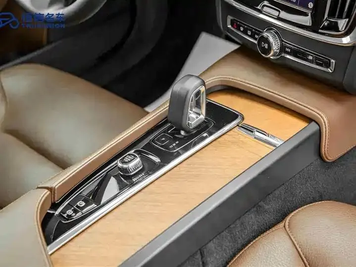 Volvo S90 2024 B5 Intelligent Luxury Edition 19