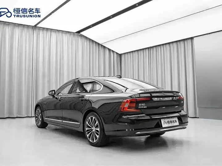 Volvo S90 2024 B5 Intelligent Luxury Edition 7