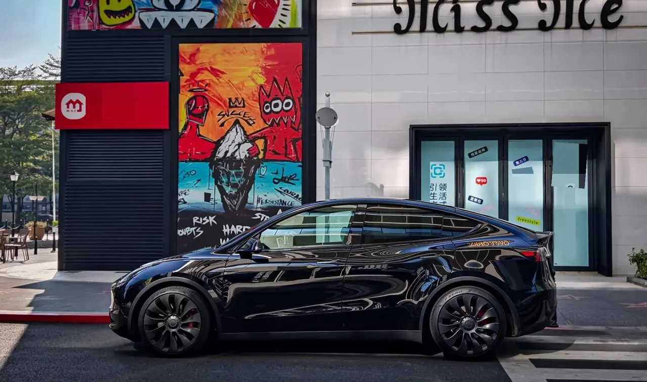 2022 Model Y Performance All-Wheel Drive Edition 5