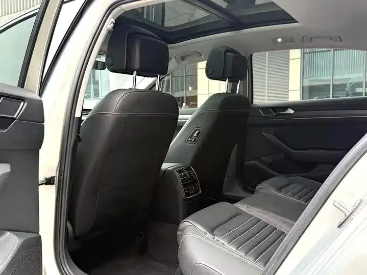 Magotan 2020 330TSI DSG Leading Edition 9