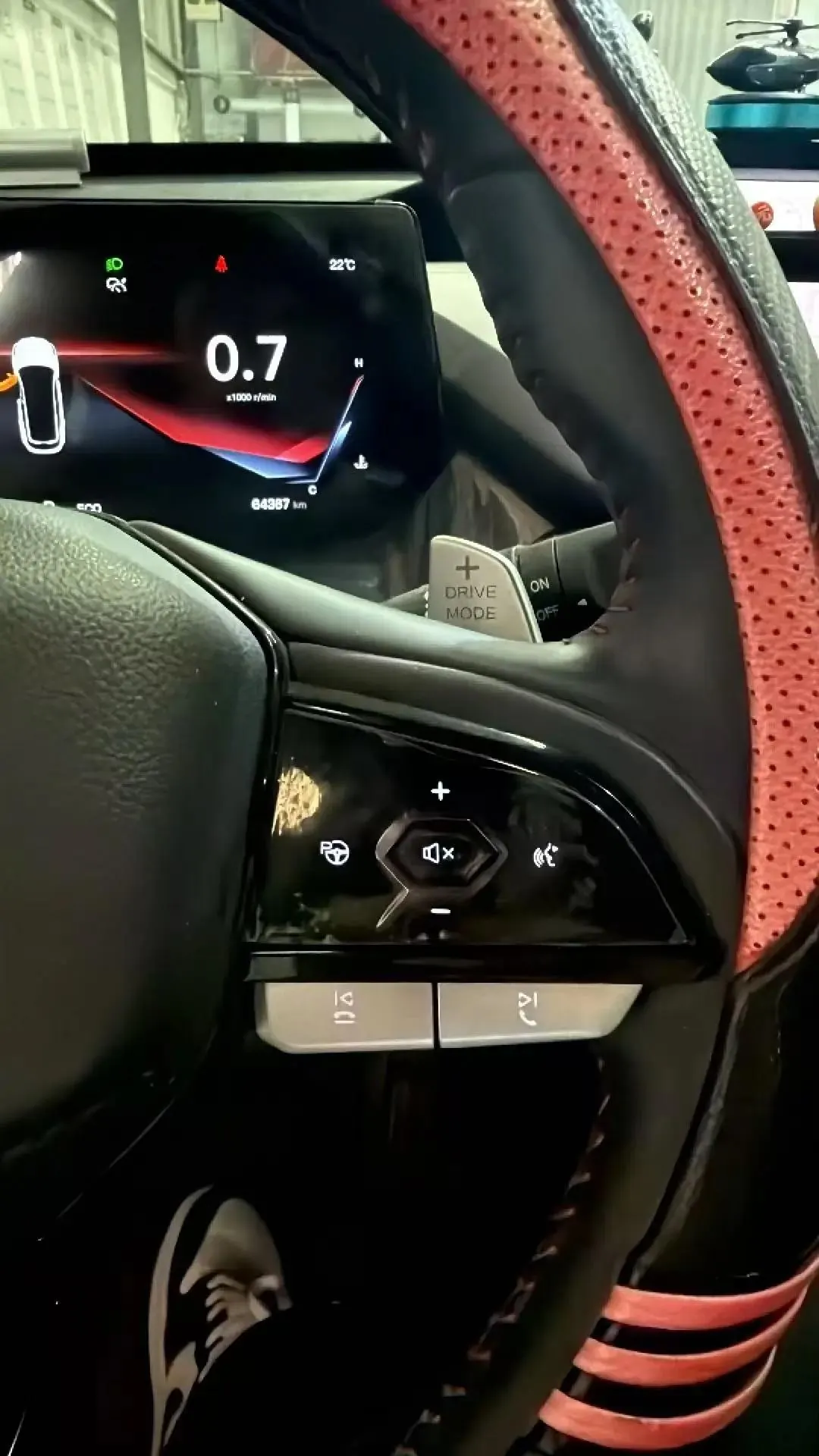 ChangAn Oshan Z6 2022 Blue Whale 1.5T DCT Smart Navigation Model 4