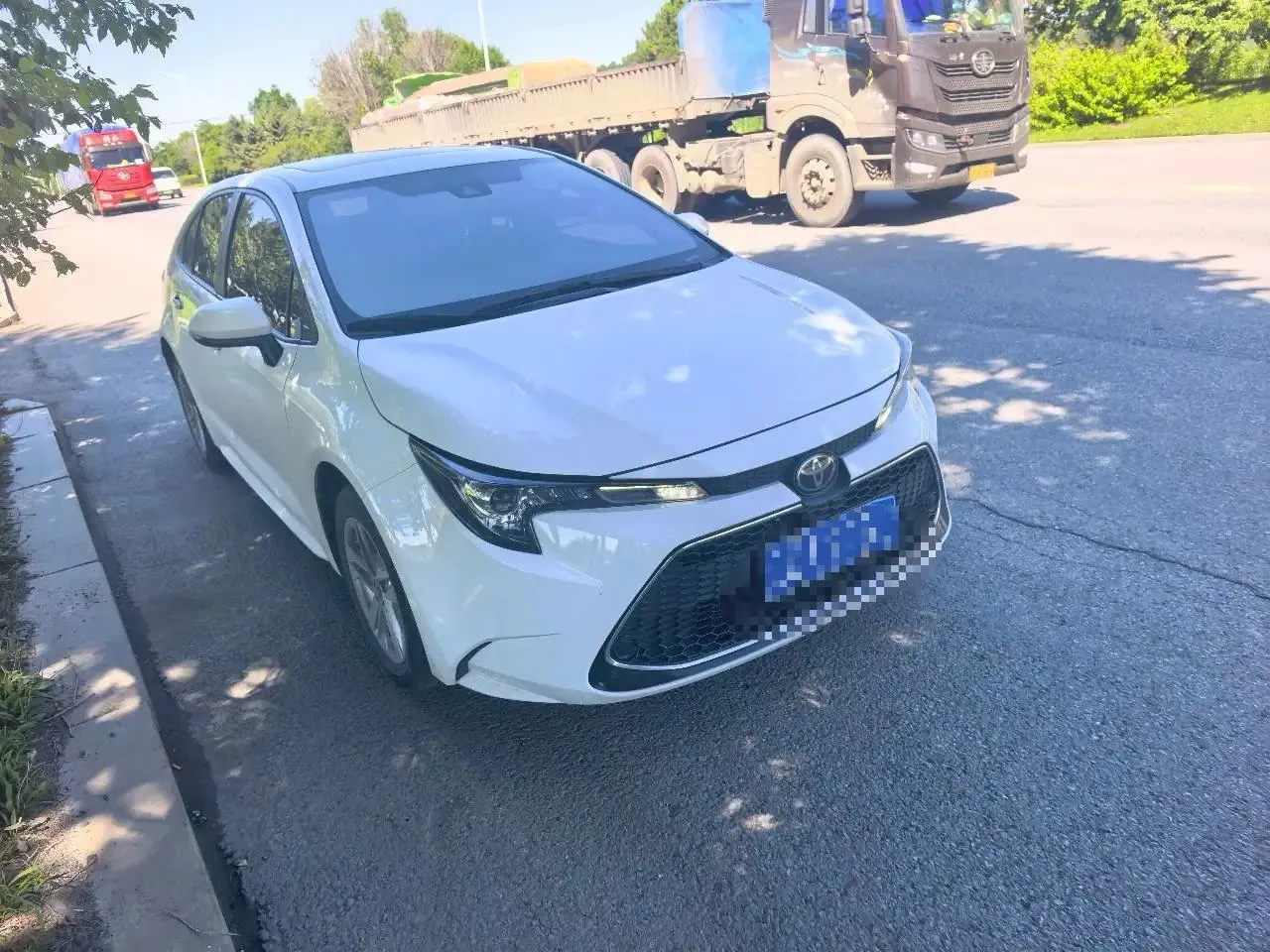 Levin 2022 185T CVT Luxury Edition 5