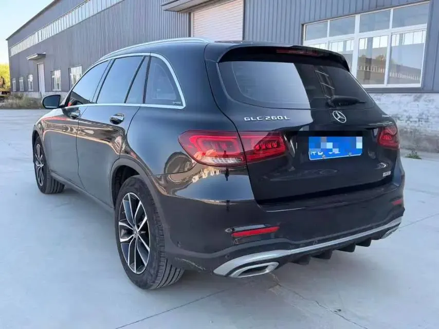 Mercedes Benz GLC 2022 GLC 260 L 4MATIC Dynamic 3