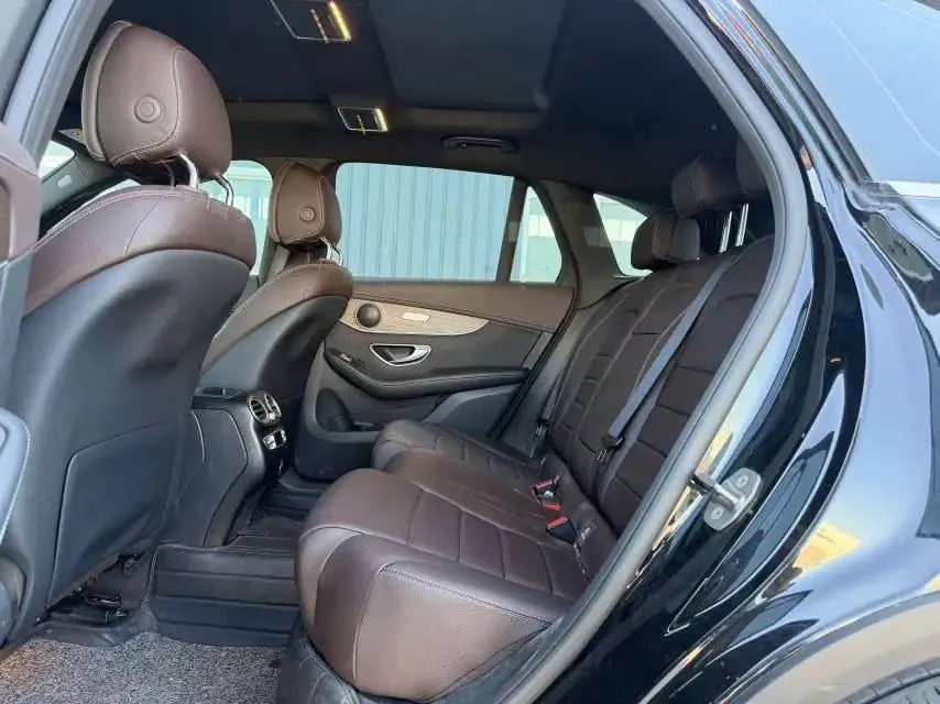 Mercedes Benz GLC 2022 GLC 260 L 4MATIC Dynamic 8
