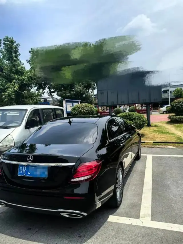 Mercedes Benz E-Class 2020 E 300 L Stylish Model 5