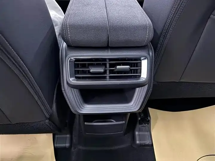 Haoyue L 2025 2.0T DCT Prestige Edition 15