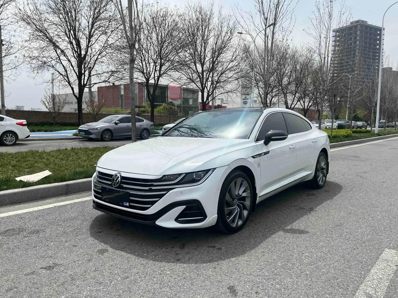 FAW-Volkswagen CC 2021 model 380TSI Striking Edition - View 1
