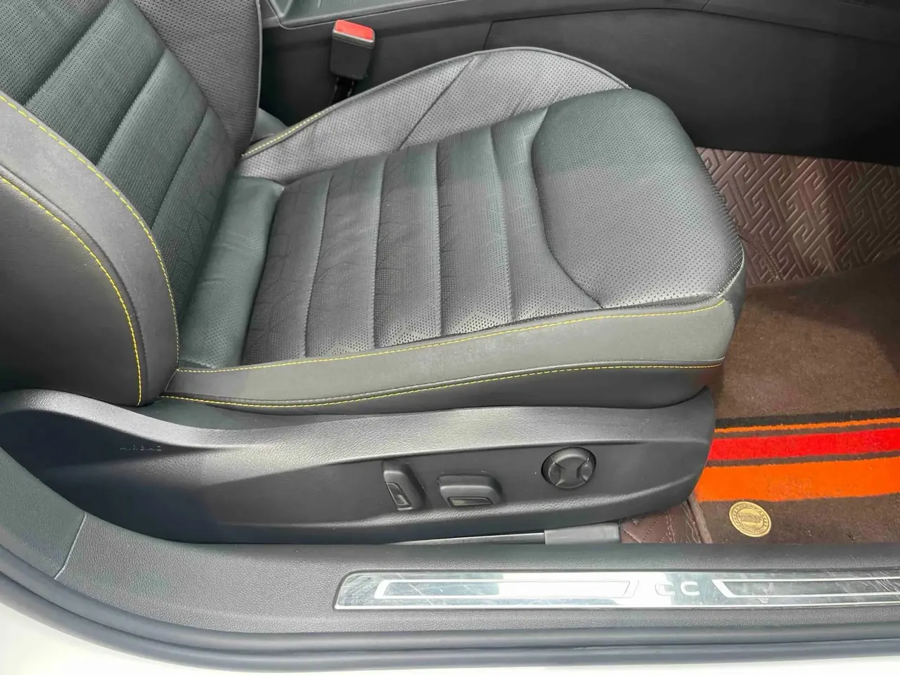 FAW-Volkswagen CC 2021 model 380TSI Striking Edition 11