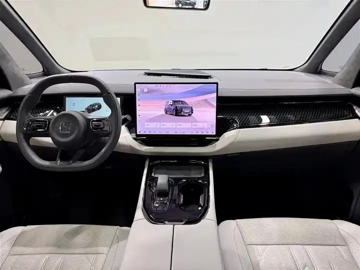 Zeekr 009 2024 seven-seat aisle version four-wheel drive 108kWh 15