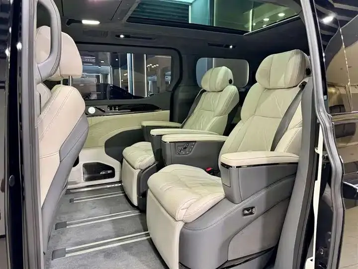 Zeekr 009 2024 seven-seat aisle version four-wheel drive 108kWh 21