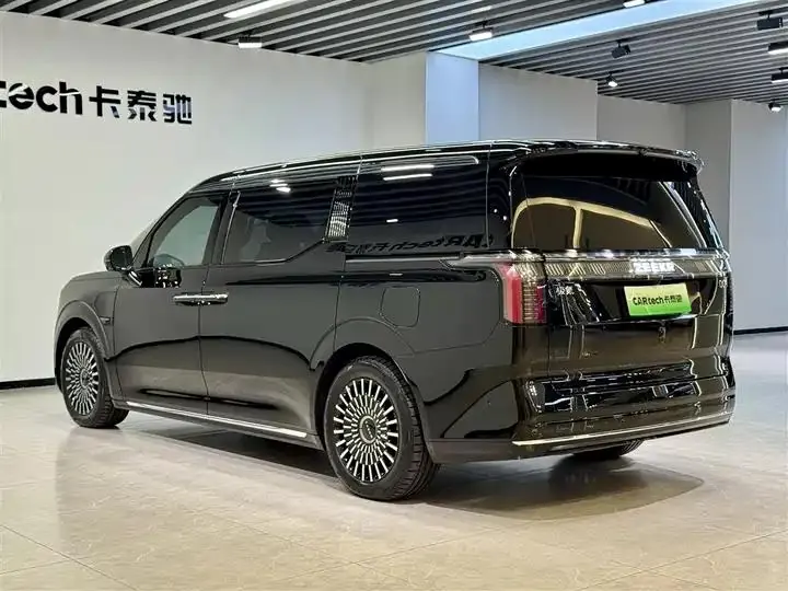 Zeekr 009 2024 seven-seat aisle version four-wheel drive 108kWh 7