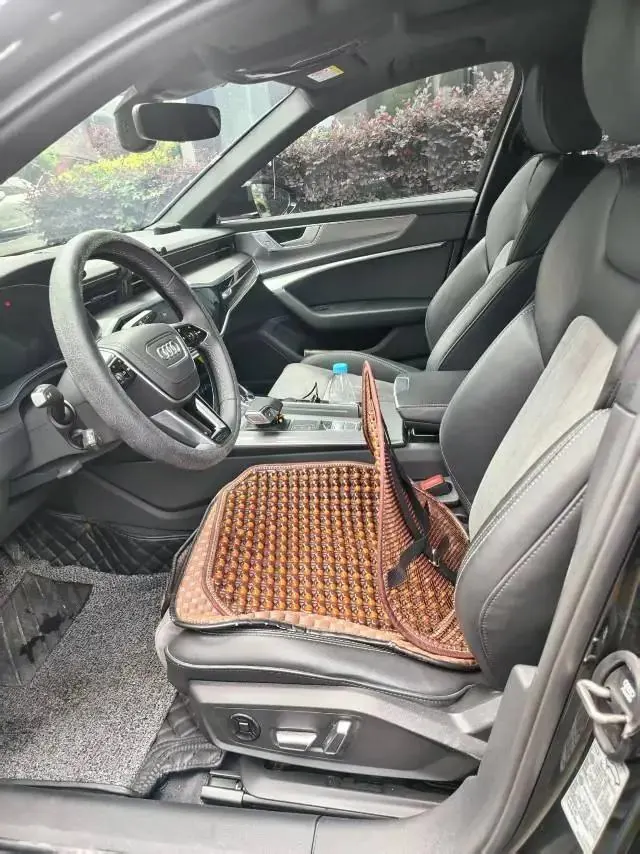 Audi A6L 2022 model changed to 45 TFSI dynamic model 4