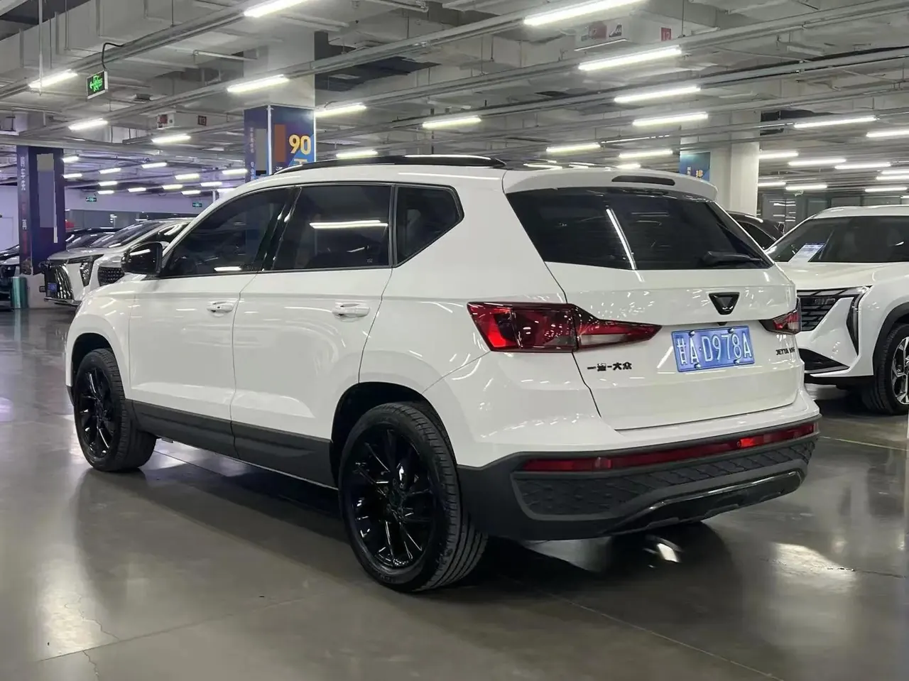 Jetta VS5 2022 model 280TSI automatic High-Gloss Enjoyment trim 4