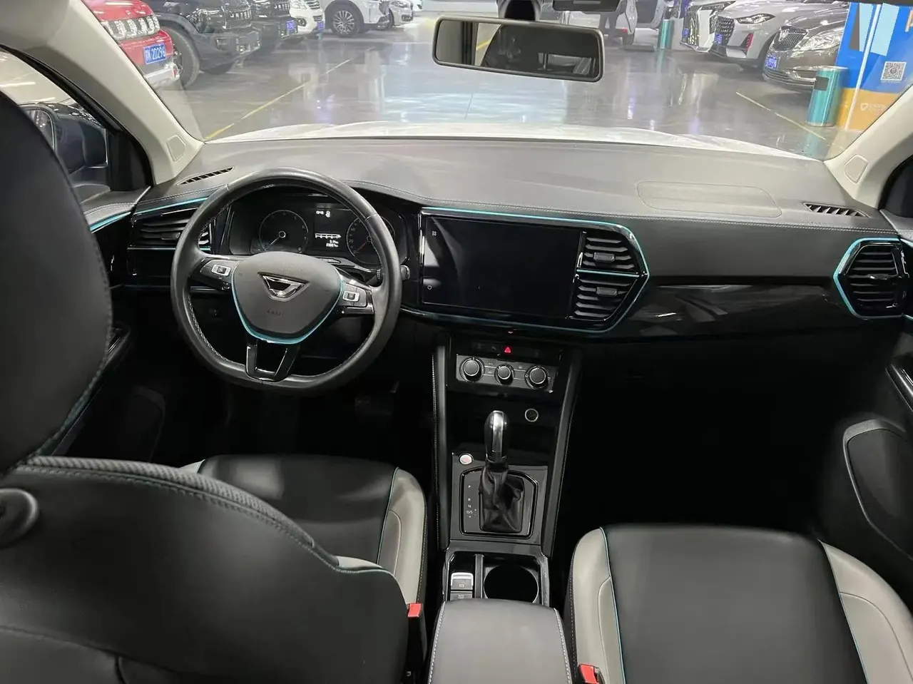 Jetta VS5 2022 model 280TSI automatic High-Gloss Enjoyment trim 9