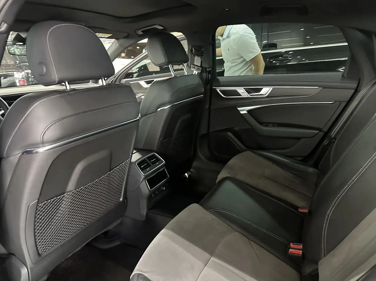 Audi 2024 A6L 2.0TFSI 45TFSI Quattro Prestige Dynamic Edition Automatic 6