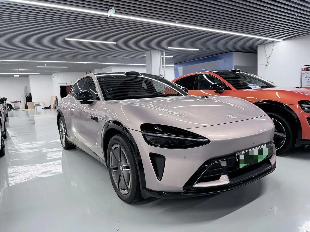 MI YU7 2025 model, long-range rear-wheel-drive version 2