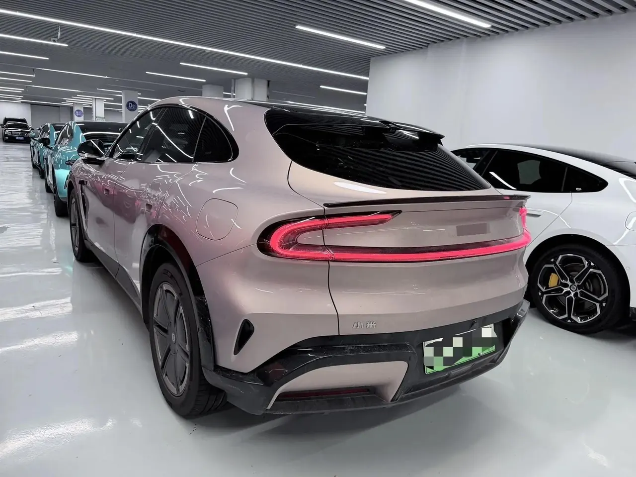 MI YU7 2025 model, long-range rear-wheel-drive version 7