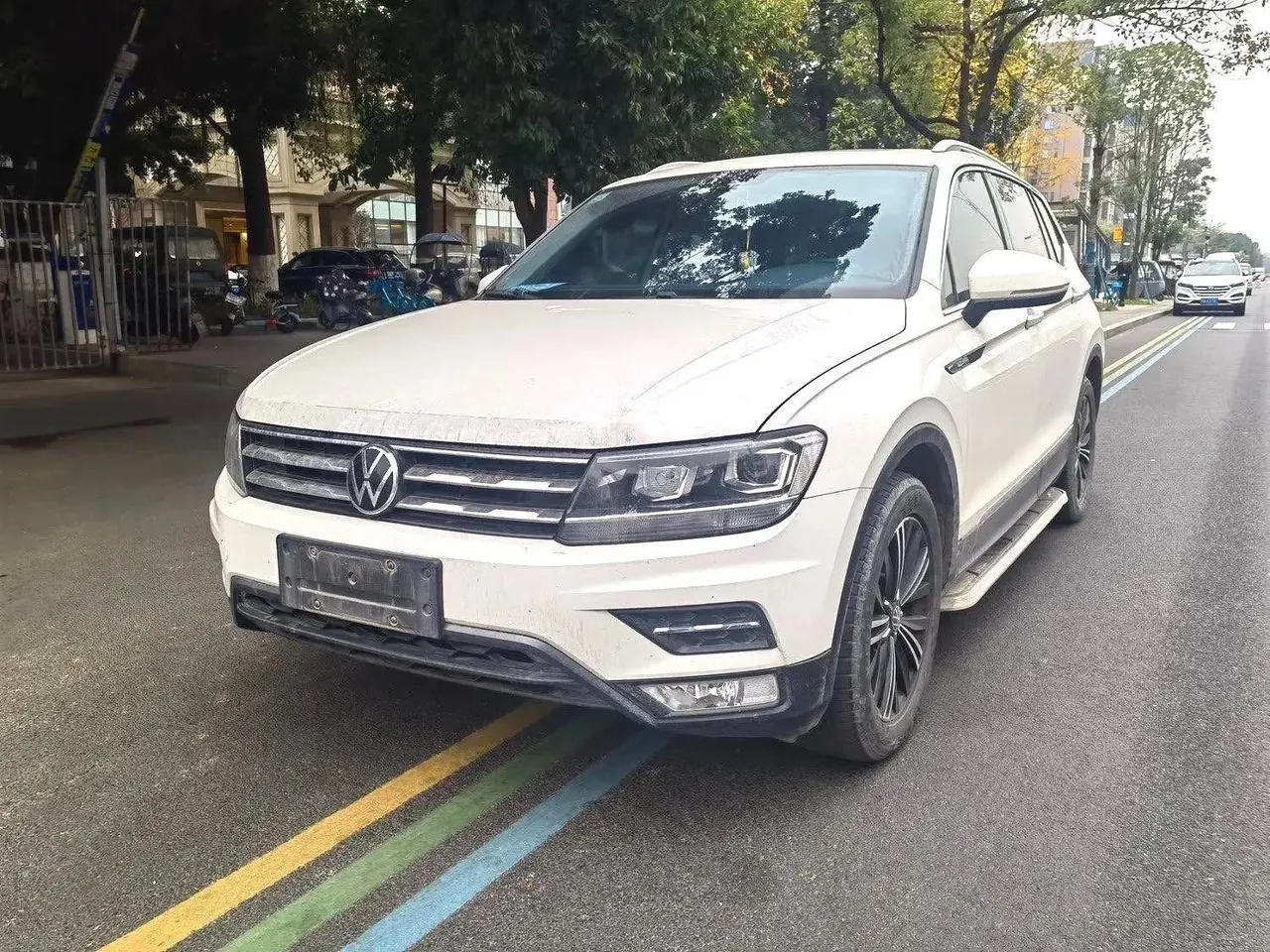 Tiguan L 2021 330TSI Automatic Two-Drive Smart Edition - View 1