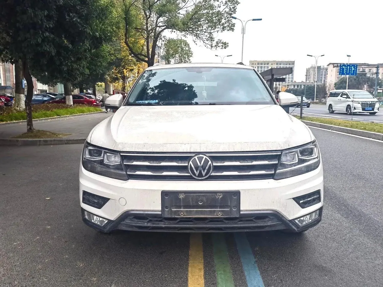 Tiguan L 2021 330TSI Automatic Two-Drive Smart Edition 2