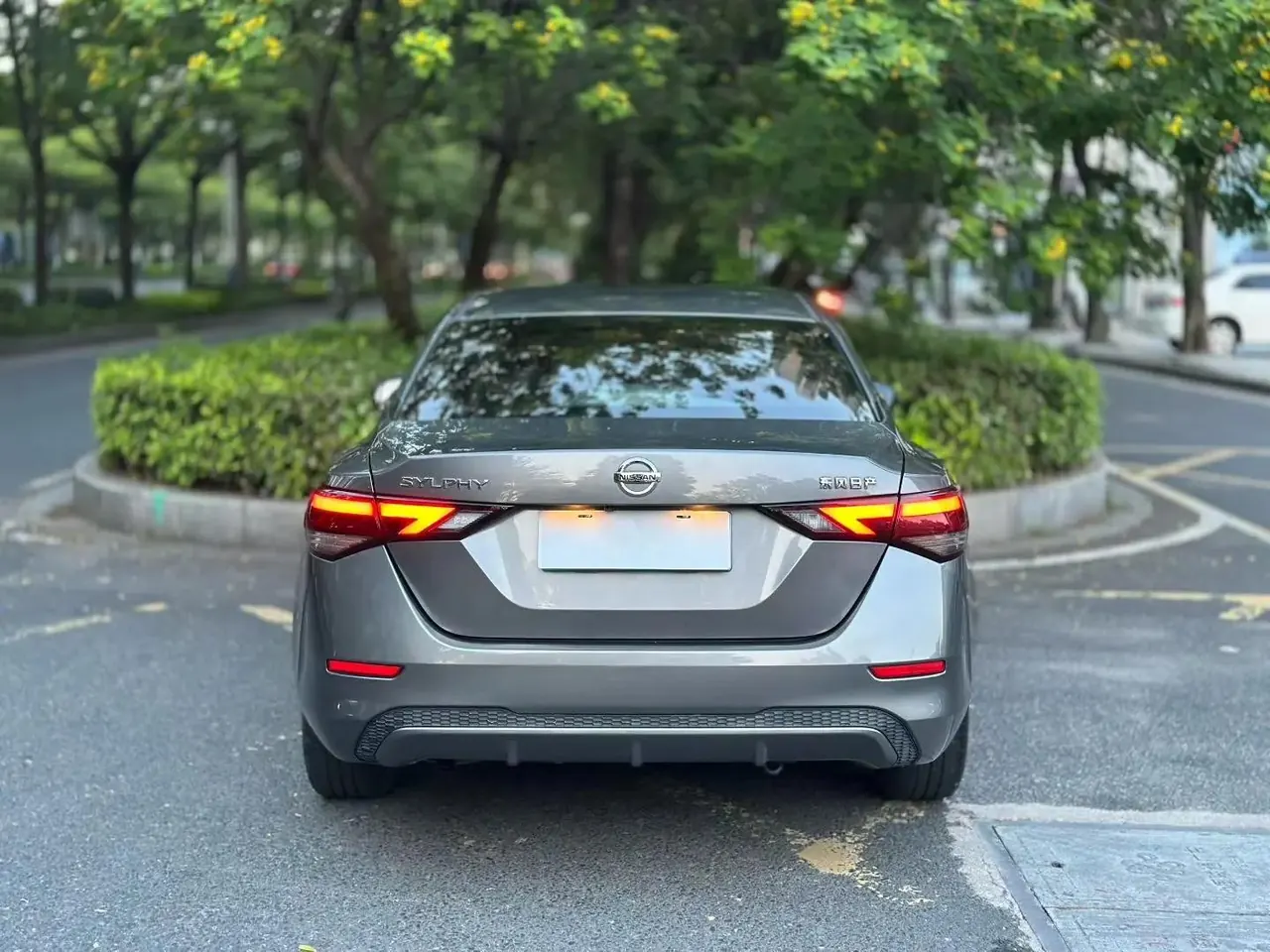 Sylphy 2021 1.6L XL CVT Intelligent Enjoyment Edition 8