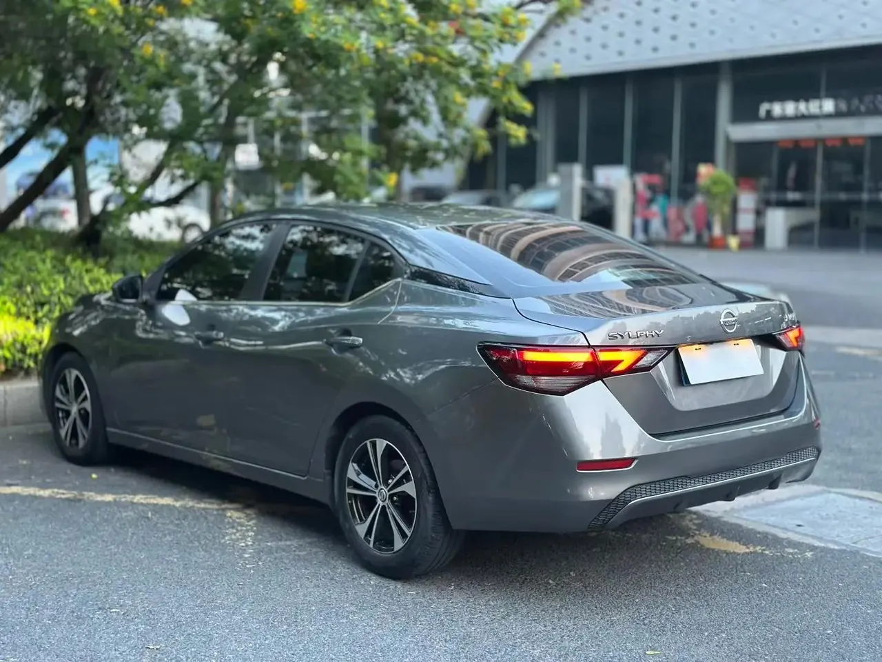 Sylphy 2021 1.6L XL CVT Intelligent Enjoyment Edition 9