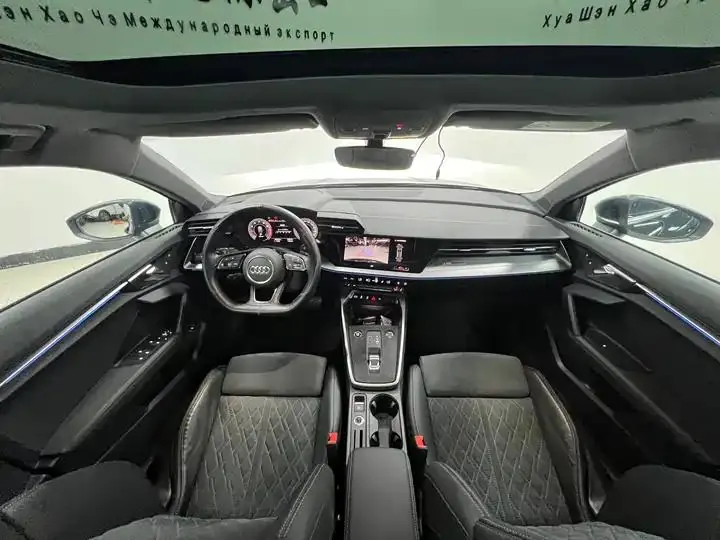 Audi A3 2023 Sportback 35 TFSI Luxury Sport 19