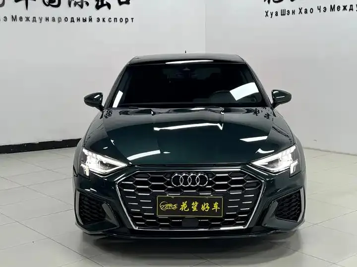 Audi A3 2023 Sportback 35 TFSI Luxury Sport 2