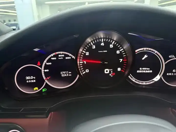 2022 Cayenne 3.0T Platinum Edition 4