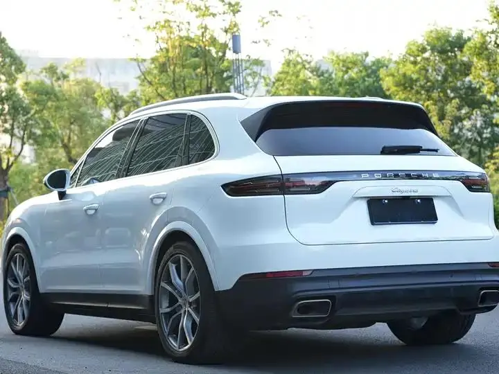 2022 Cayenne 3.0T Platinum Edition 8