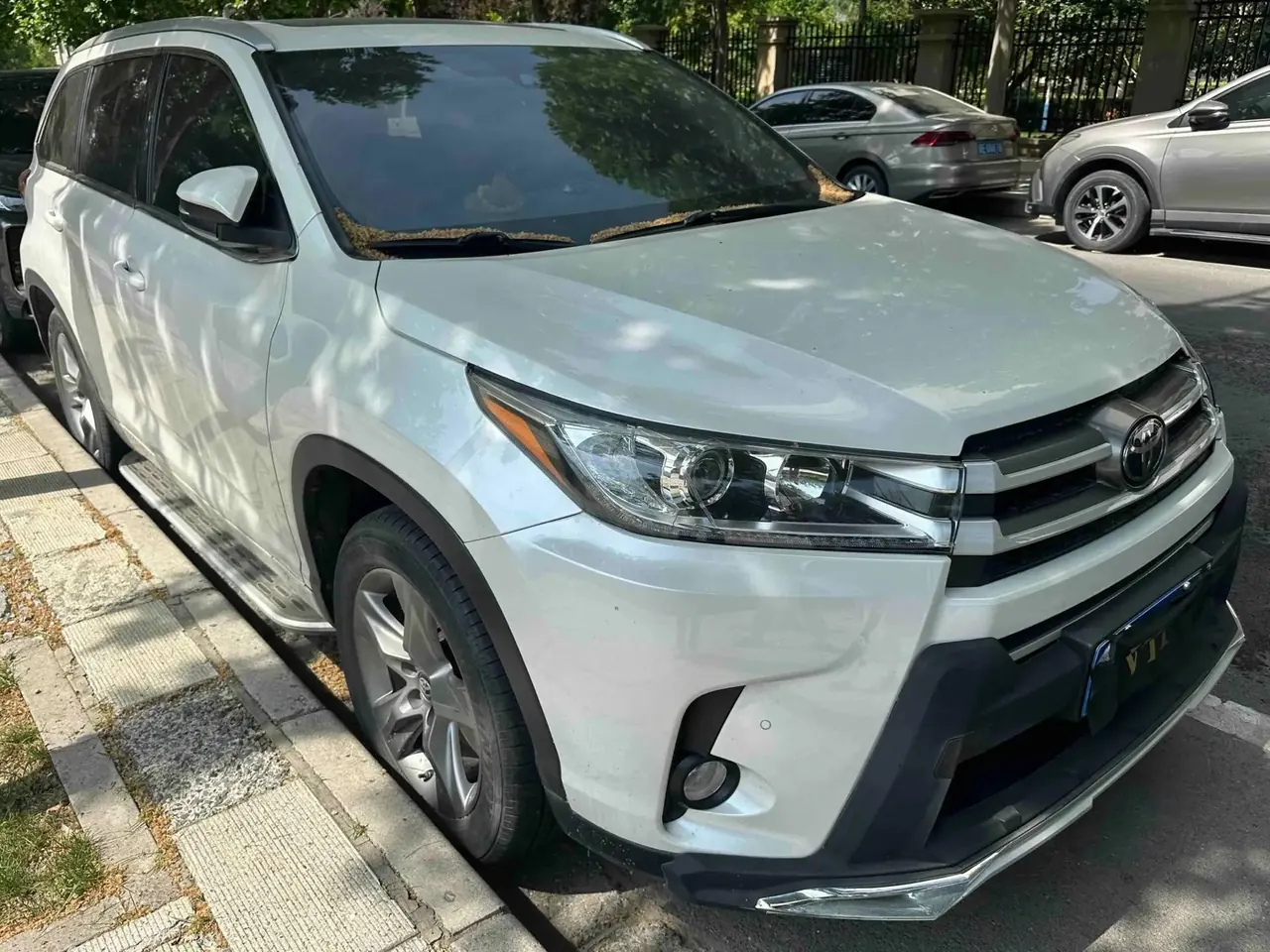 Highlander 2021 2.0T Four-Wheel-Drive Luxury 7-Seater 3