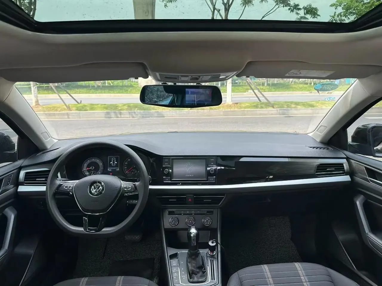 Lavida 2019 280TSI DSG Comfort Edition Country VI 5