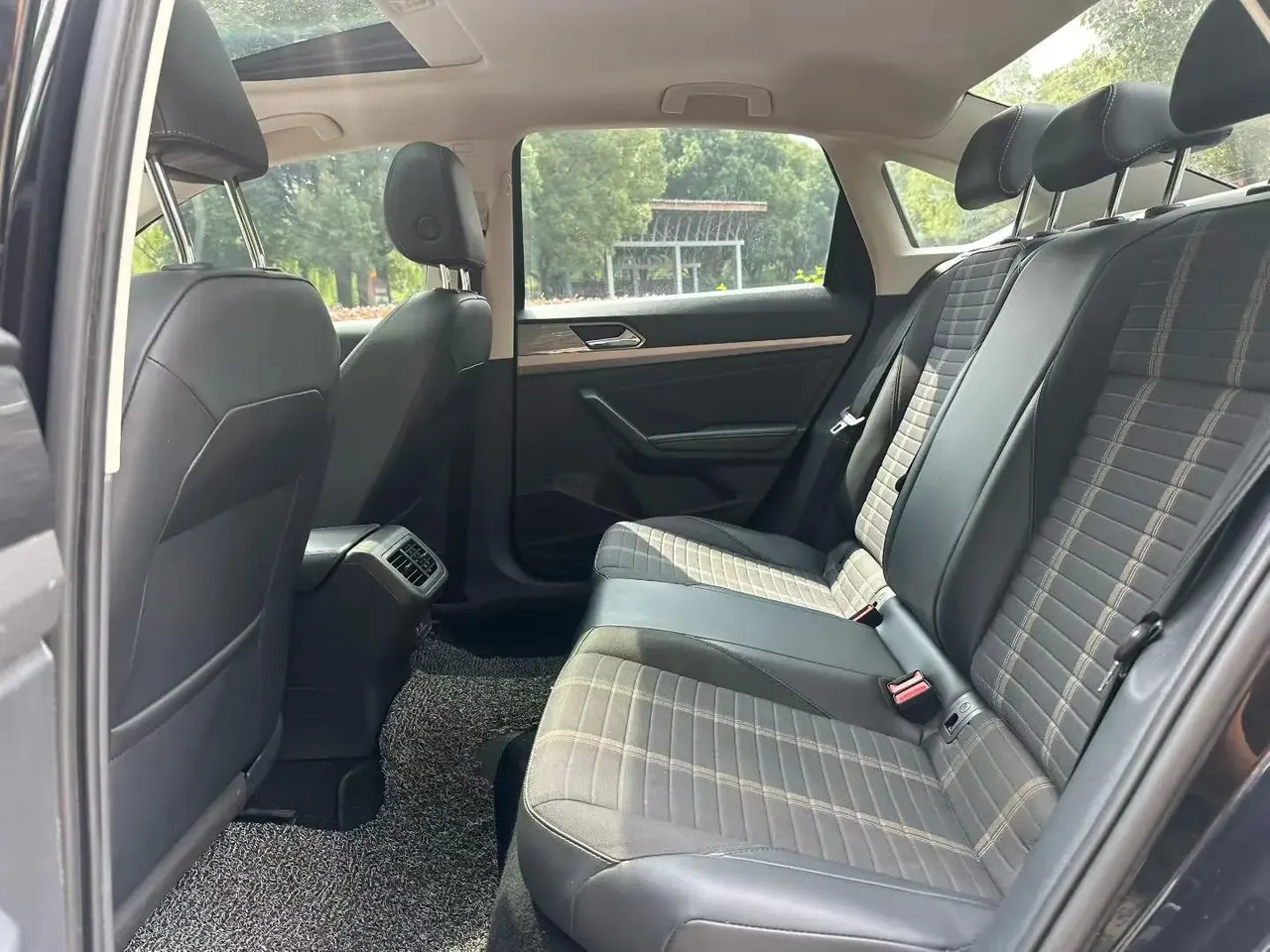 Lavida 2019 280TSI DSG Comfort Edition Country VI 6