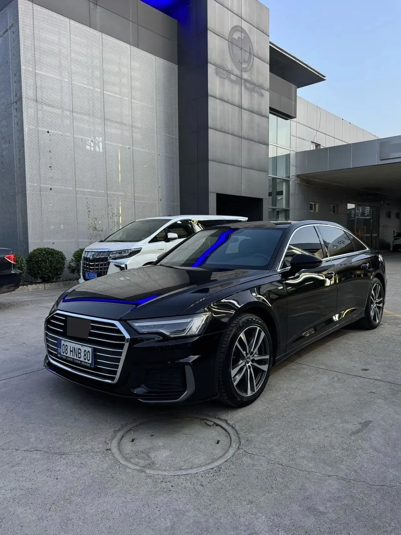 Audi A6L 2020 40 TFSI Deluxe Dynamic - View 1