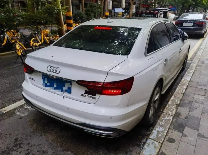 Audi A4L 2020 Model 40 TFSI Luxury Dynamic Edition 2