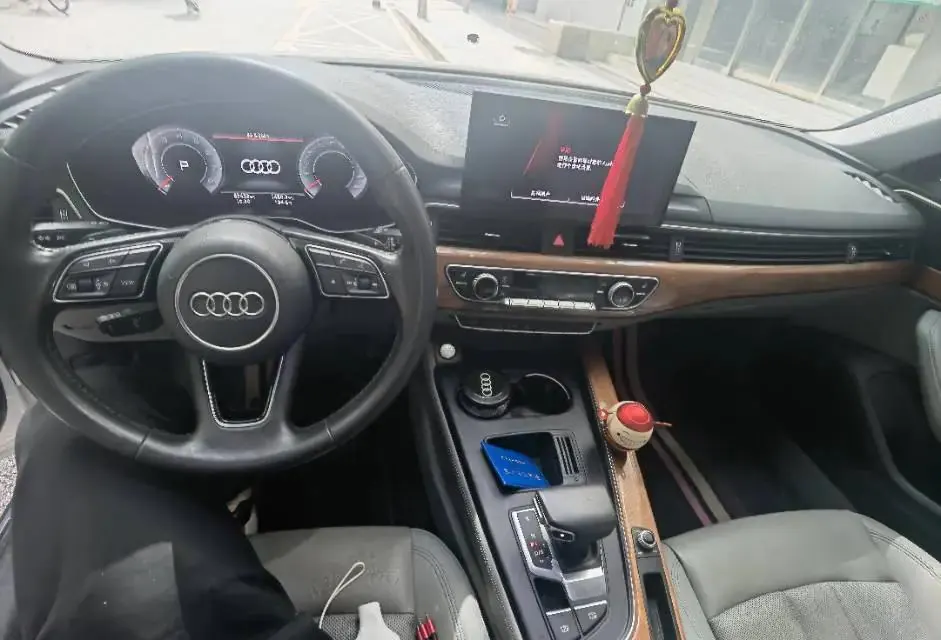 Audi A4L 2020 Model 40 TFSI Luxury Dynamic Edition 7