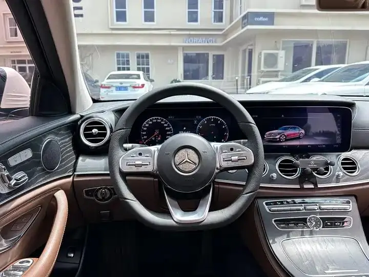 Mercedes Benz E-Class 2020 to E 300 L Sports Fashion 16