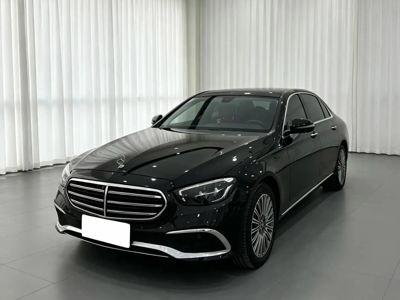 Mercedes Benz E-Class 2023 E 300 L Luxury Model - View 1