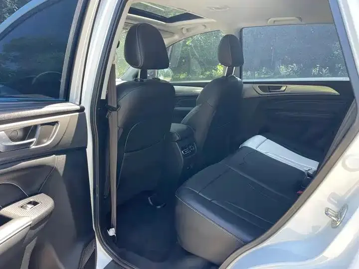 Haval M6 2021 PLUS 1.5T DCT Deluxe Zhilian 14
