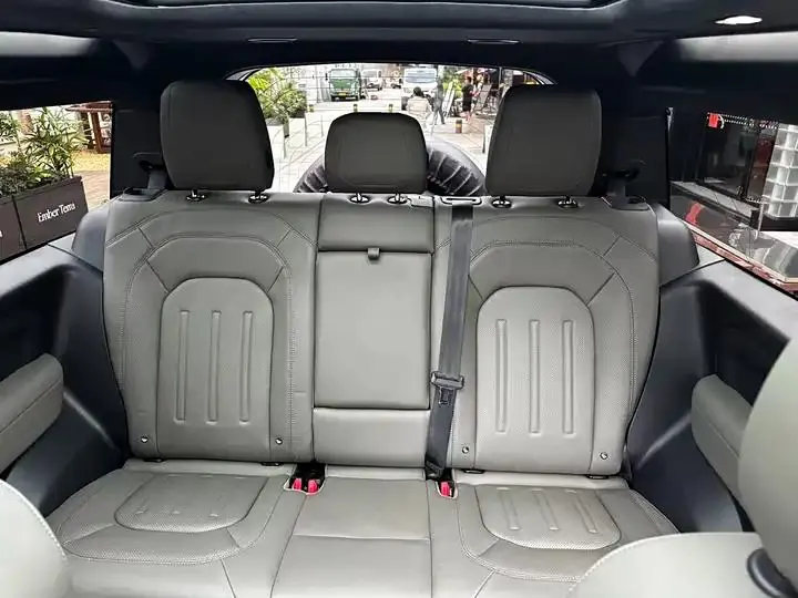 Land Rover Guard 2022 90 3.0T P400 Diablo Special Edition 13