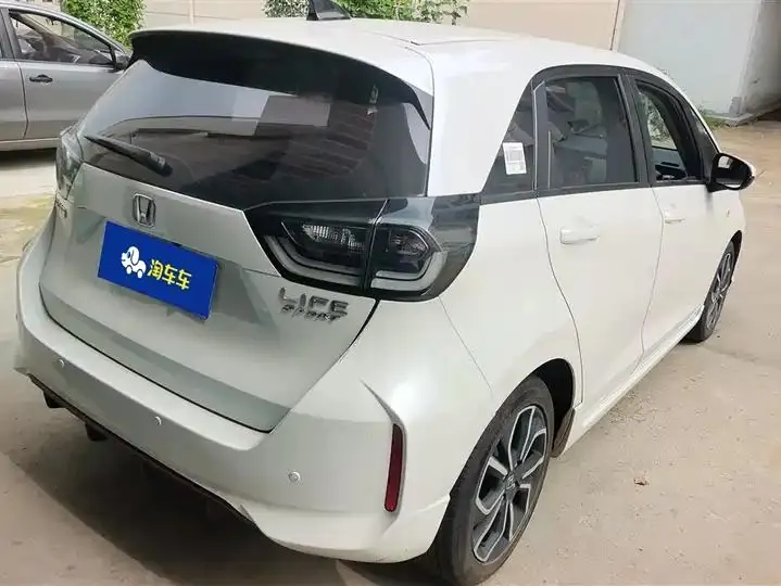 LIFE 2021 1.5L CVT SPORT Cardiac Edition 3
