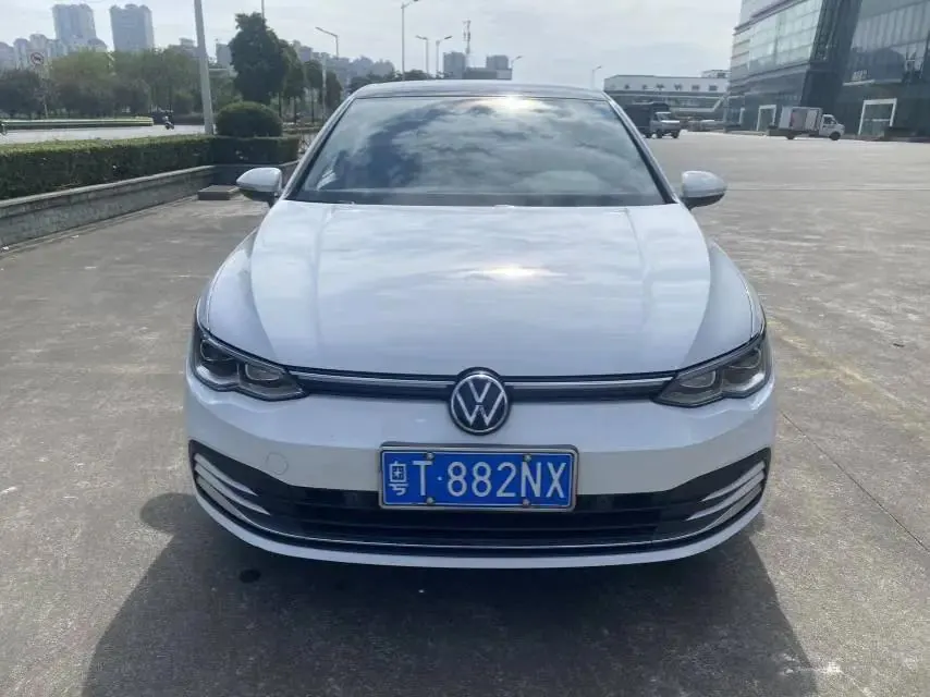 Golf 2021 200TSI DSG 2