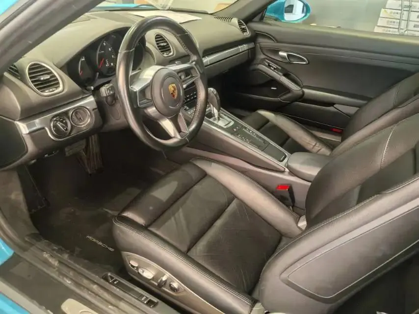 Porsche 718 2020 Cayman 2.0T 2